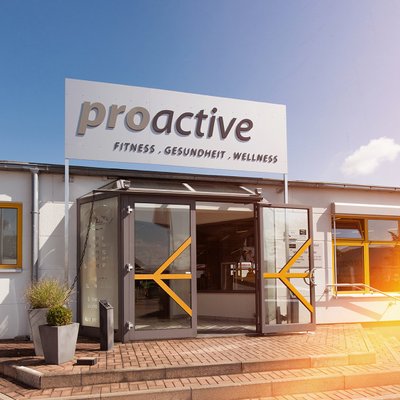 proactive_Studio-Eingangstuer